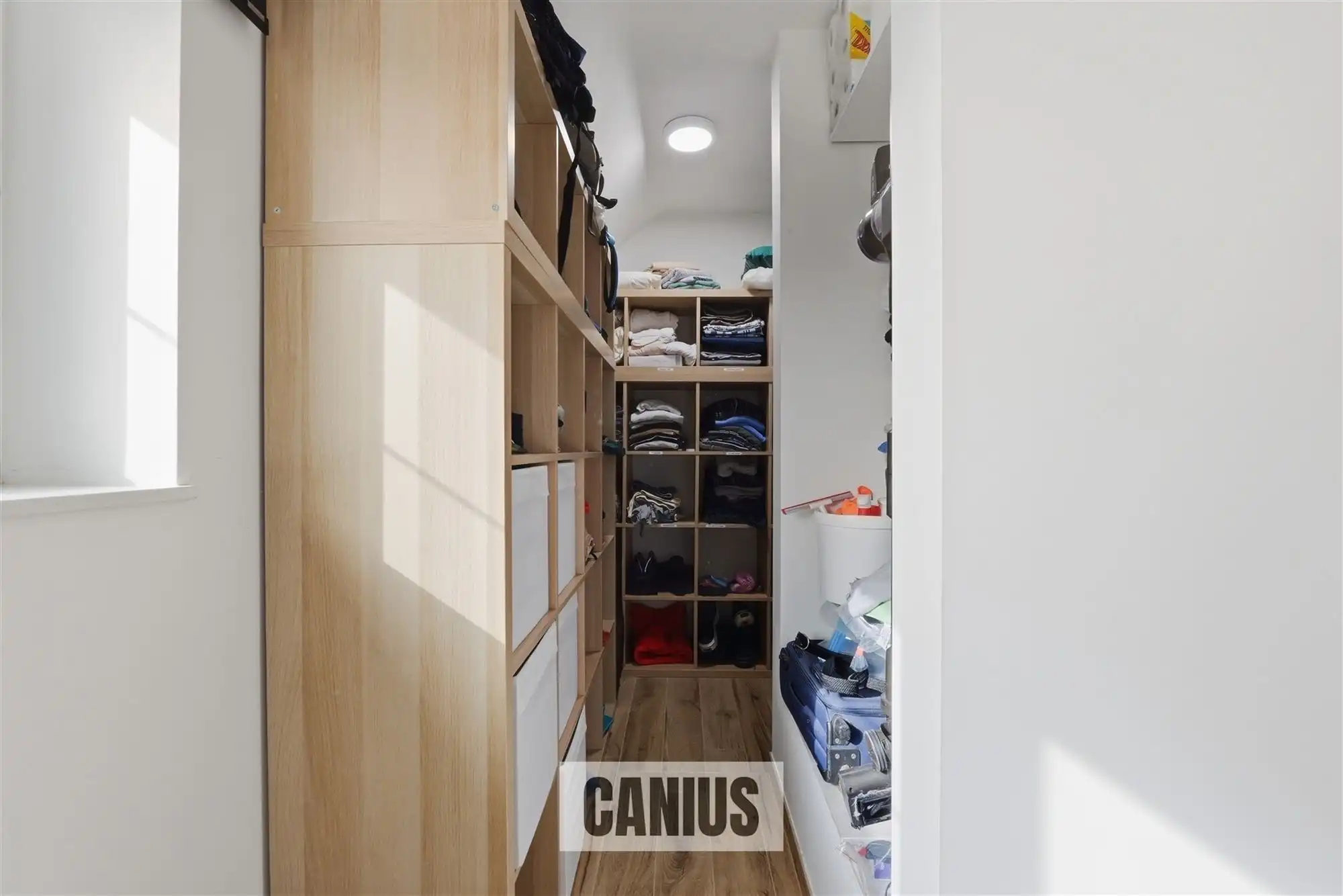 STIJLVOLLE HALFOPEN BEBOUWING MET DRIE SLAAPKAMERS EN LIFT foto 23