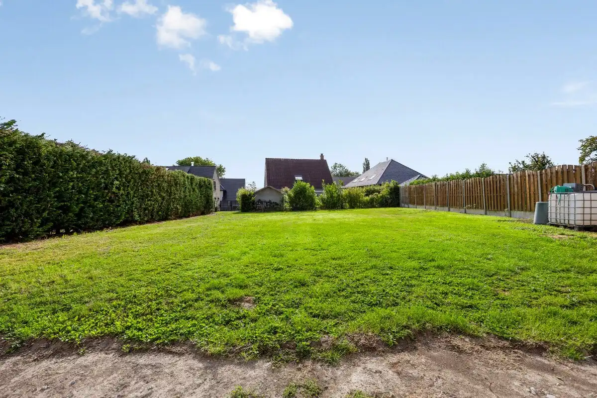 Ruime casco woning foto 19