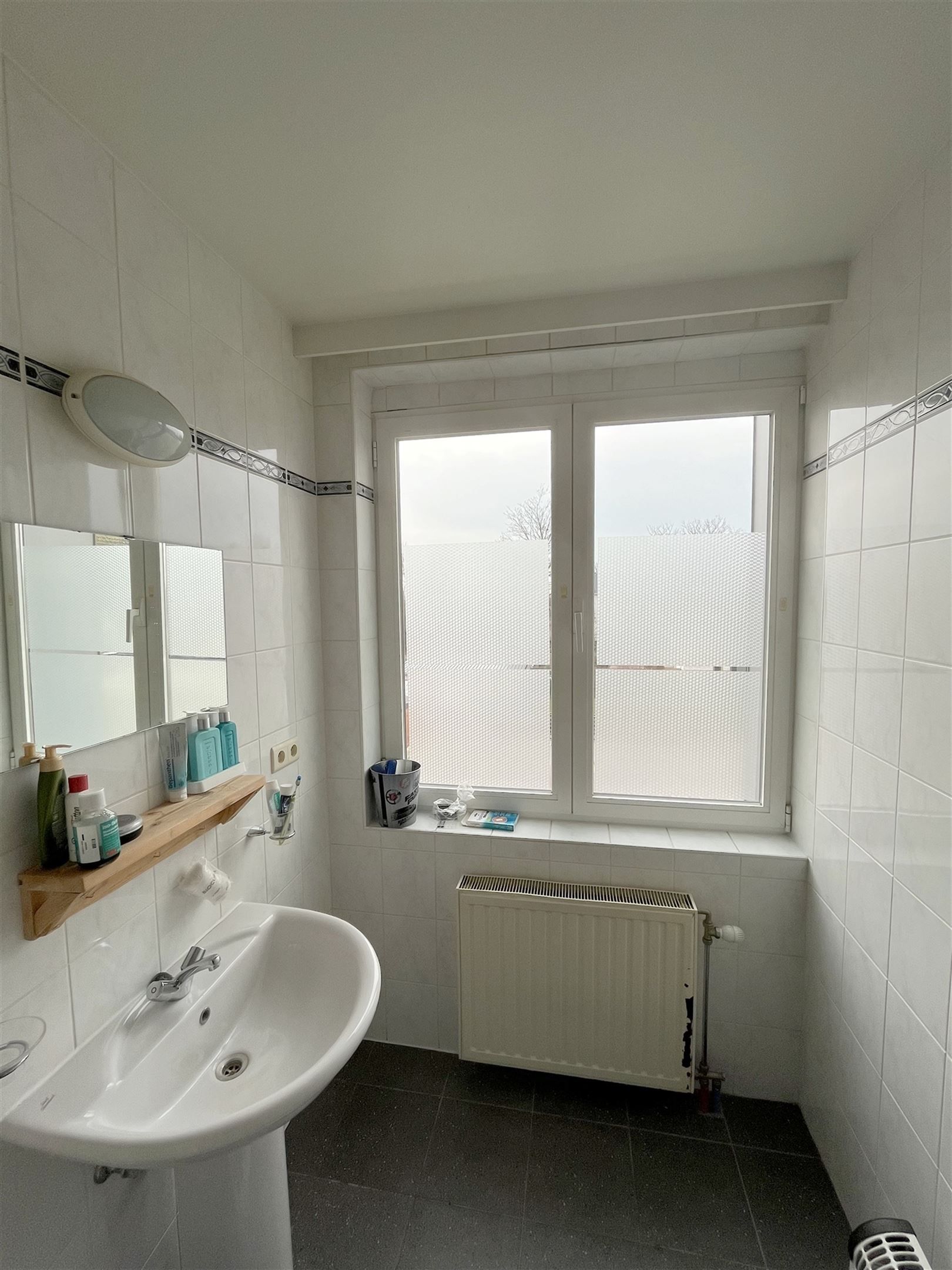 Rustig gelegen 2 slaapkamer appartement met garage foto 12