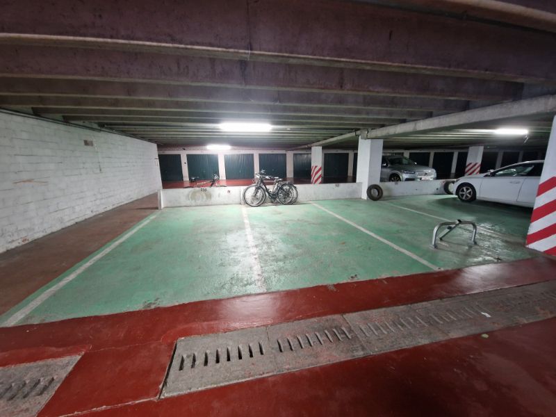 Ondergrondse parkeerplaats onder de residentie Twenty One foto 2