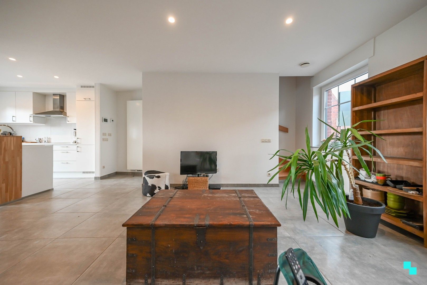 Energiezuinige woning met 2 slaapkamers & garagebox nabij centrum Izegem foto 10