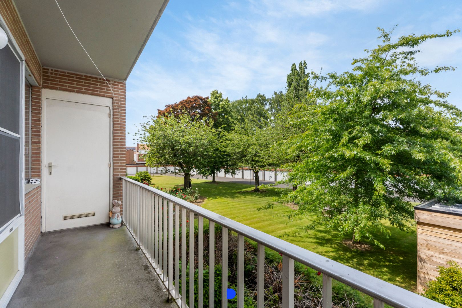 Interessant appartement met 2 slaapkamers en garage! foto 18