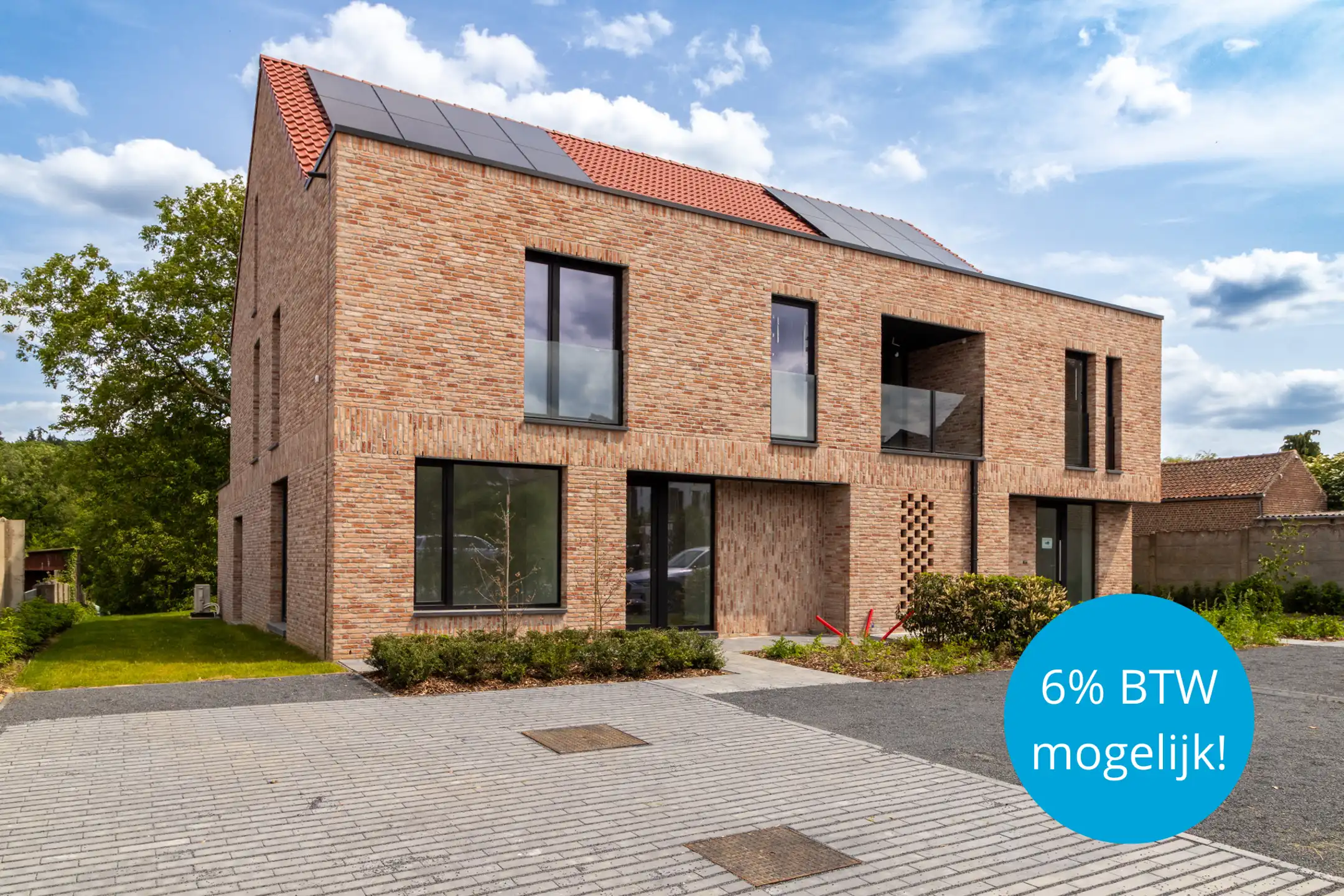 Huis te koop foto {{pictureIndex}}