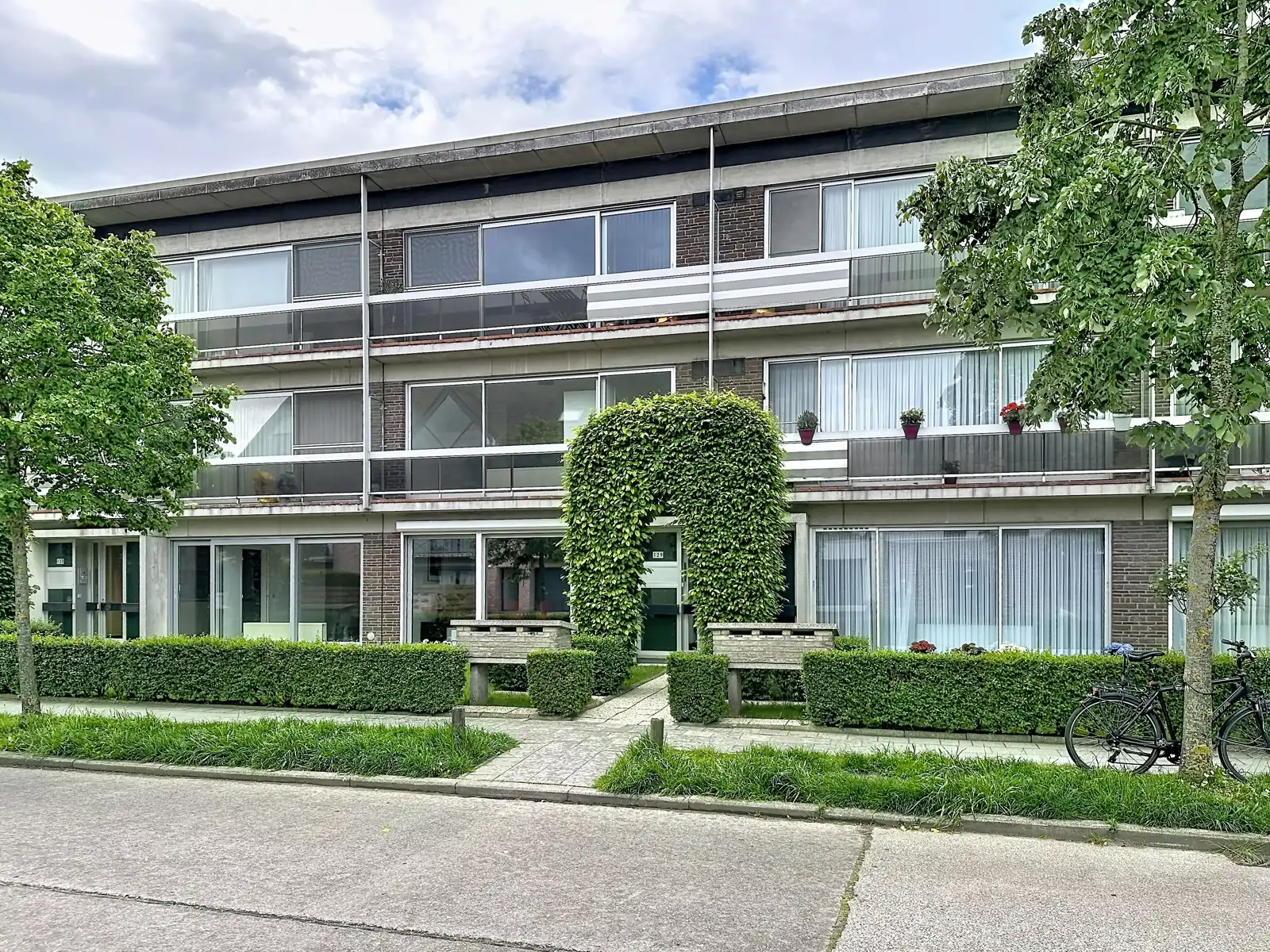 Rustig gelegen appartement met twee slaapkamers foto 24