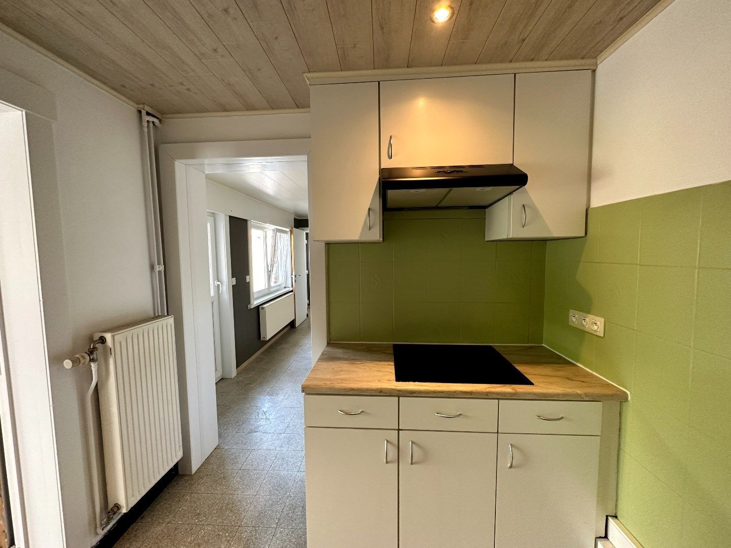 Instapklaar gerenoveerde woning, 2 slp, garage, Torhout foto 11