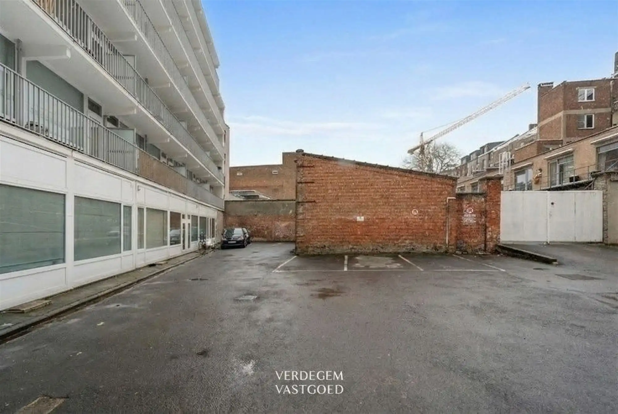 Centraal gelegen kantoor of appartement met 1 of 2 slaapkamers en autostaanplaats foto 10