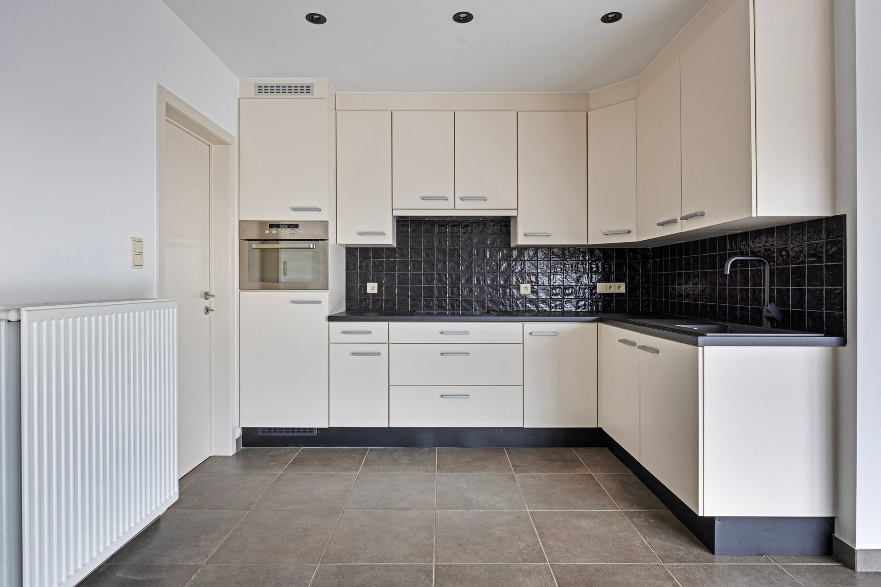 Instapklaar zuidgericht appartement op toplocatie te Ninove foto 8
