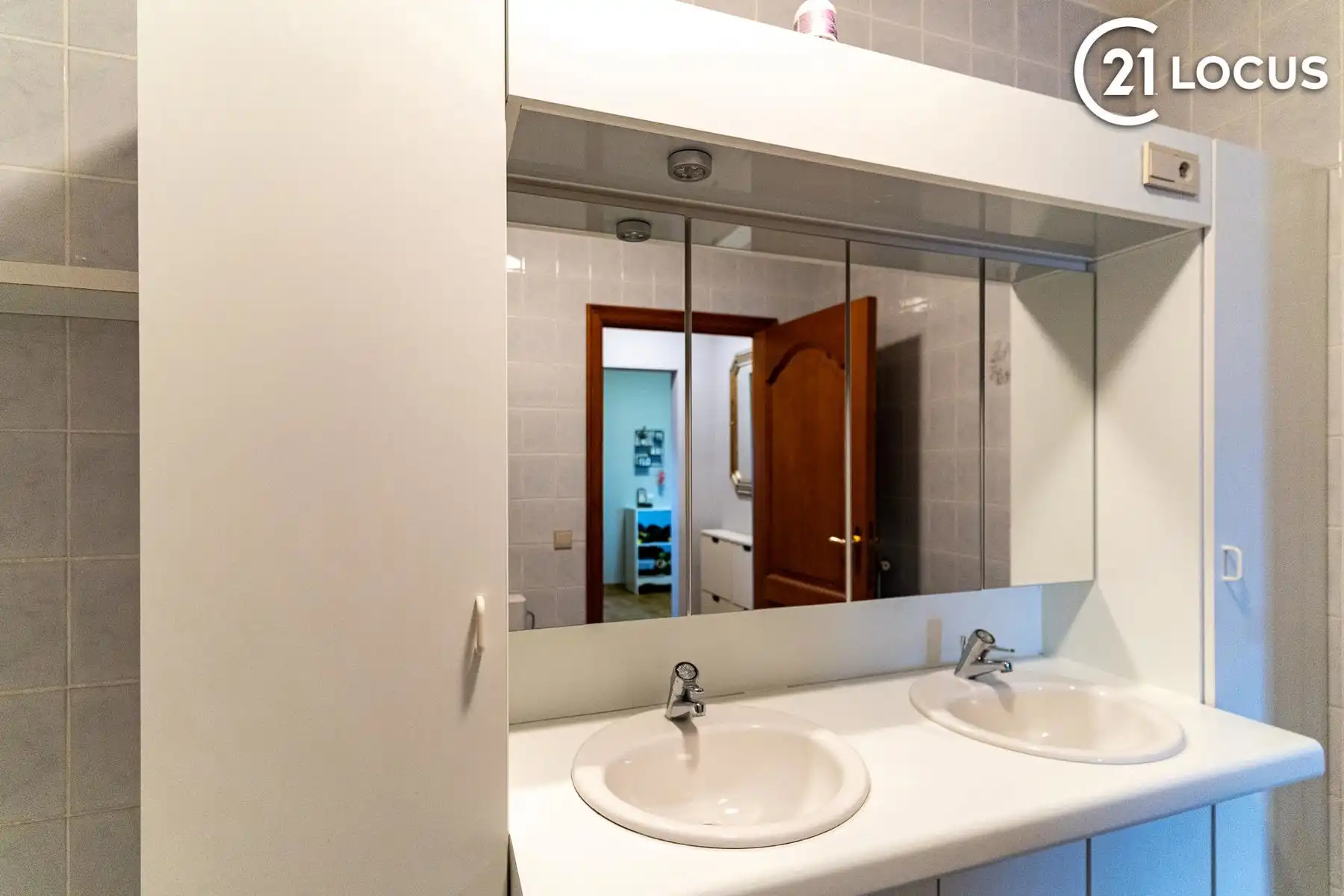 Ruim appartement met 3 slaapkamers in Beveren-Waas foto 8
