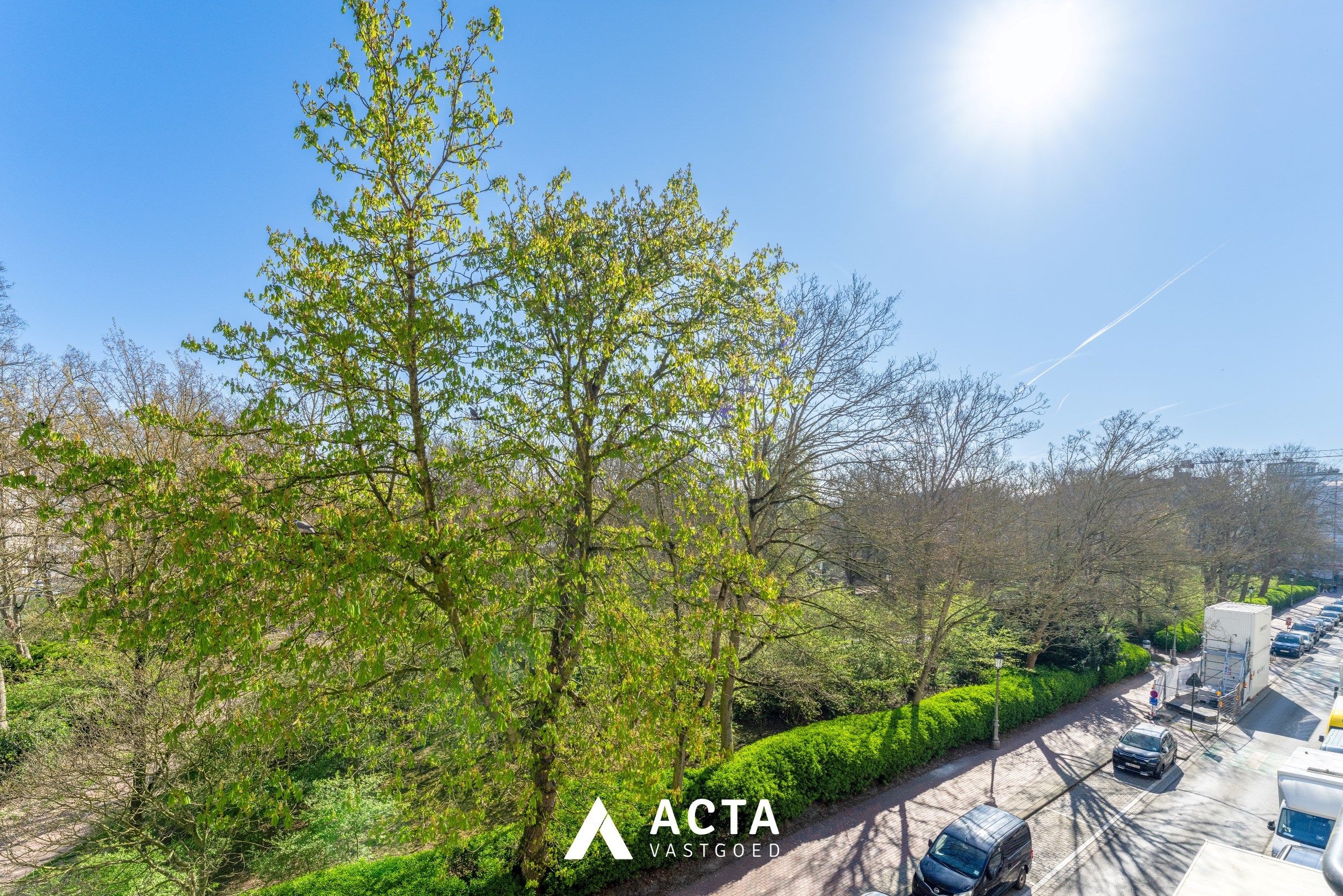 Ruim leefappartement aan het Leopoldpark in Oostende foto 9