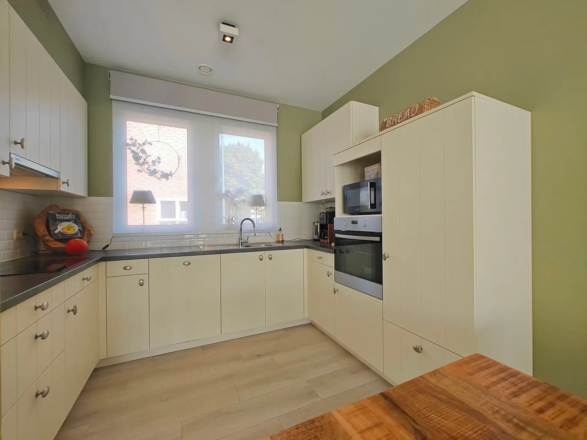 Instapklare, energiezuinige woning voorzien van 3 slaapkamers en een zuidgerichte tuin in residentie De Smeed foto 9