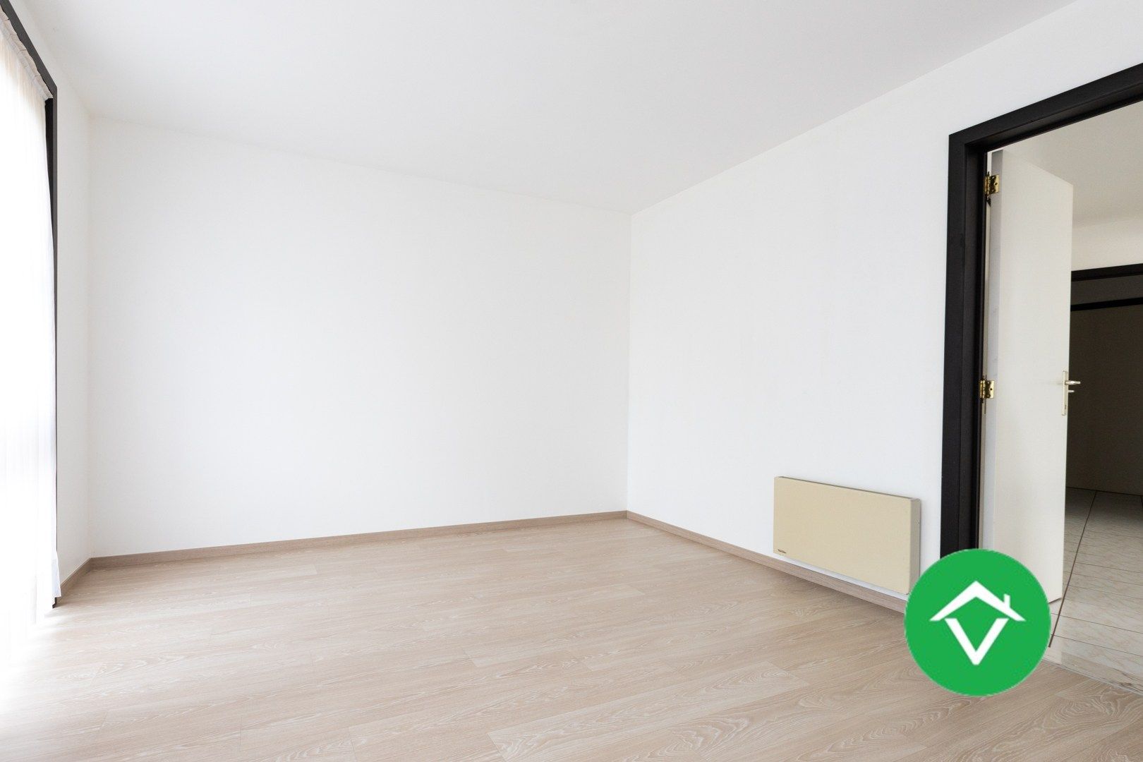Appartement met 2 slaapkamers en garage te Koekelare foto 12