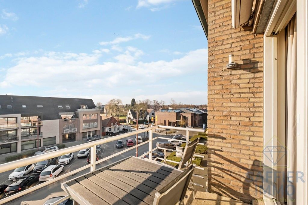 Te Huur: 1-slaapkamerappartement in het centrum van Ardooie foto {{pictureIndex}}