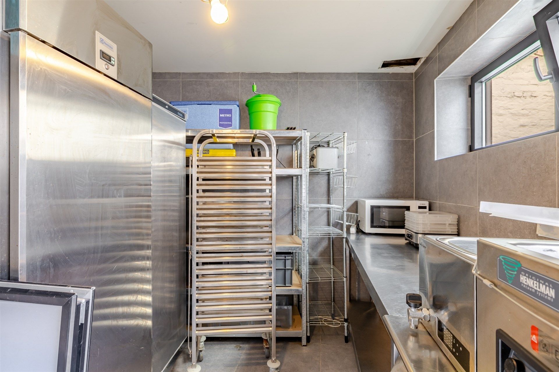 Instapklaar hoogwaardig restaurant inclusief inrichting en meubilair  foto 18