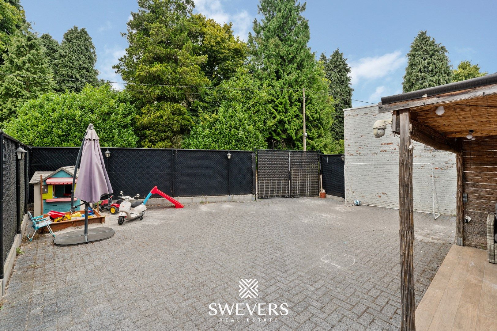 Charmante woning met Handelspand te Leopoldsburg foto 24