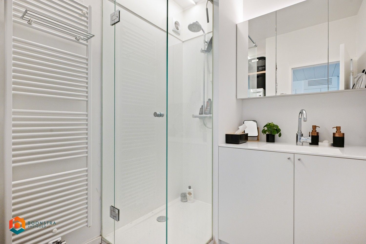 Appartement met 2 slpkrs in centrum Putte foto 10