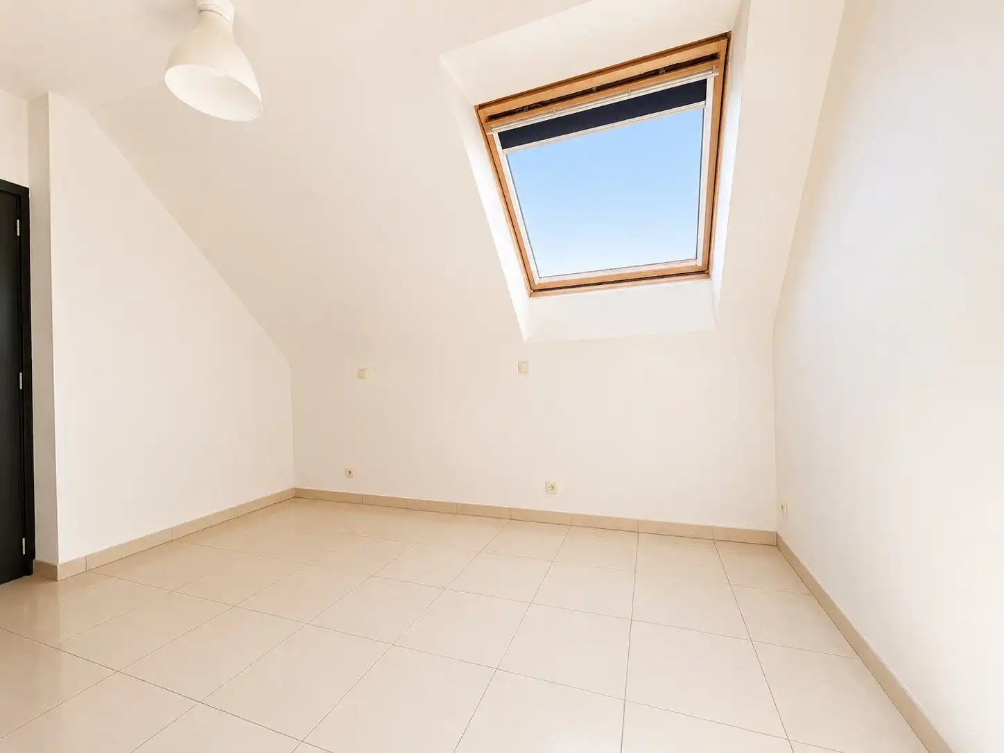 Op te frissen appartement met mooie terrassen te Heist foto 10