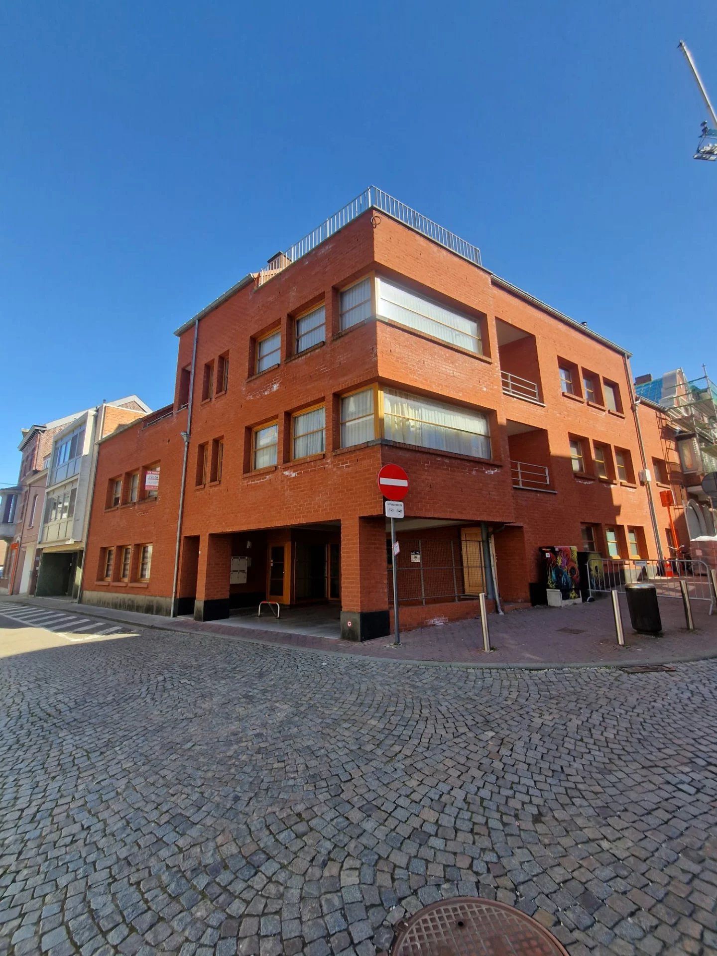 ()=>{if(producerUpdateValueVersion(node),producerAccessed(node),node.value===ERRORED)throw node.error;return node.value} Beekstraat 27 - 3800 Saint-Trond