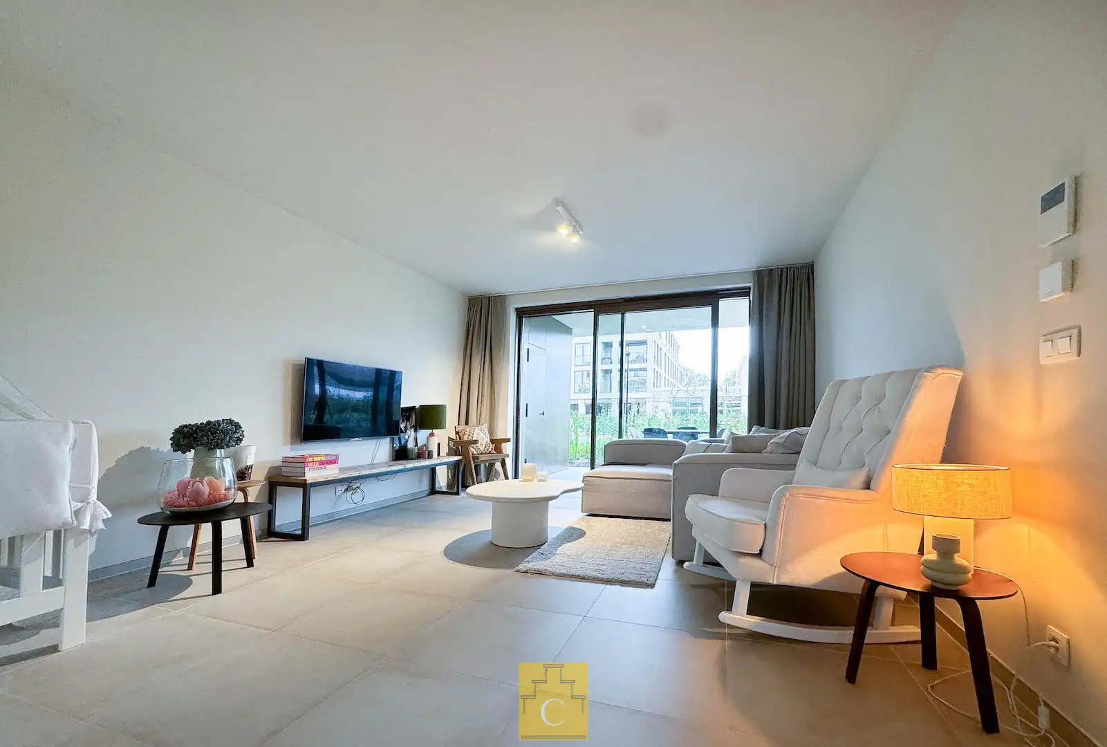 Appartement met ruime terrassen en autostandplaats foto 13