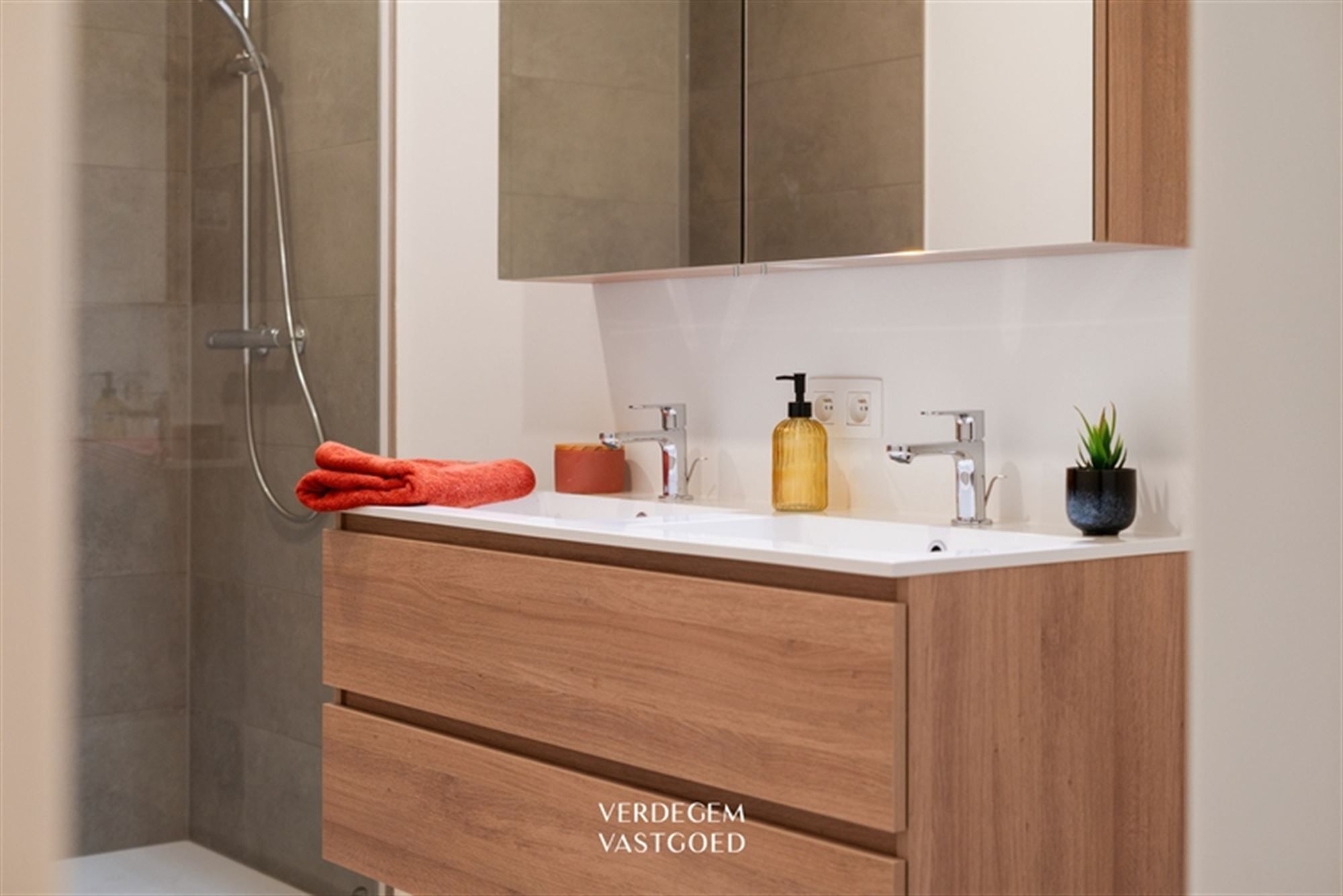  Een plek om thuis te komen: duplexappartement met 3 slaapkamers foto 4