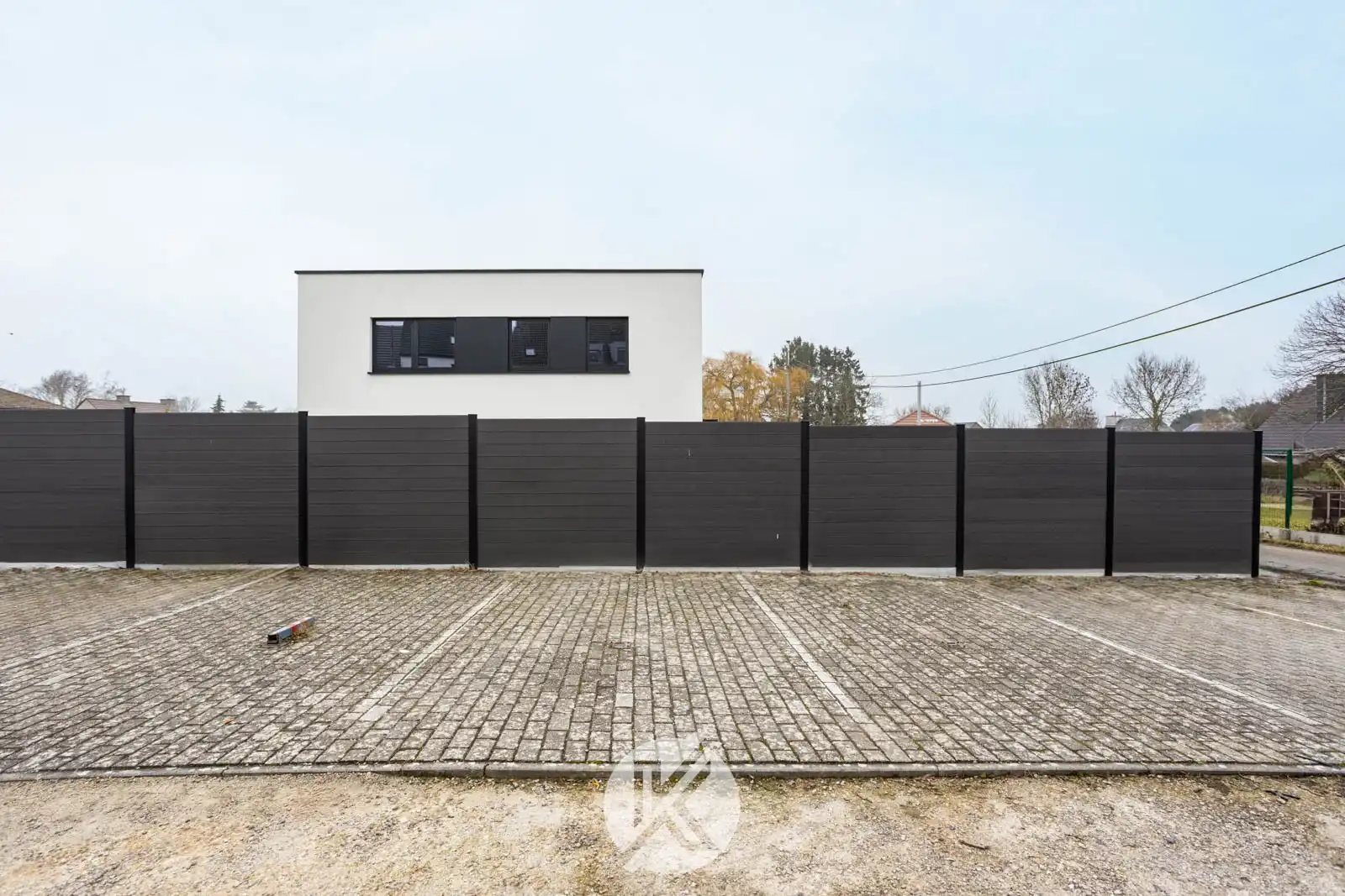 Lichtrijk appartement met ruim terras en staanplaats foto 15