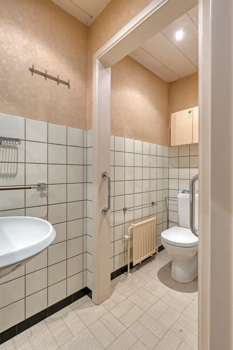 OPTIE Bel-etage woning met enorm potentieel op 12a 38ca  foto 22
