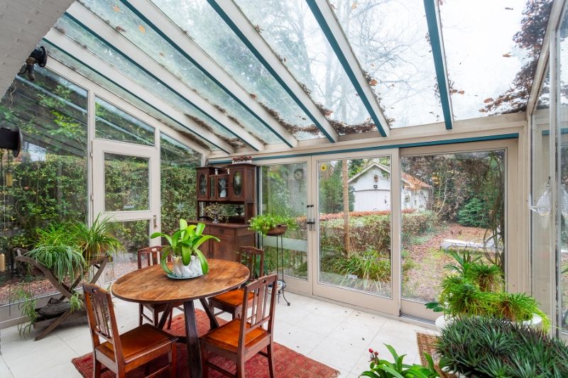 Toplocatie! Uiterst charmante villa met een zee van ruimte, Z-W tuin! foto 10