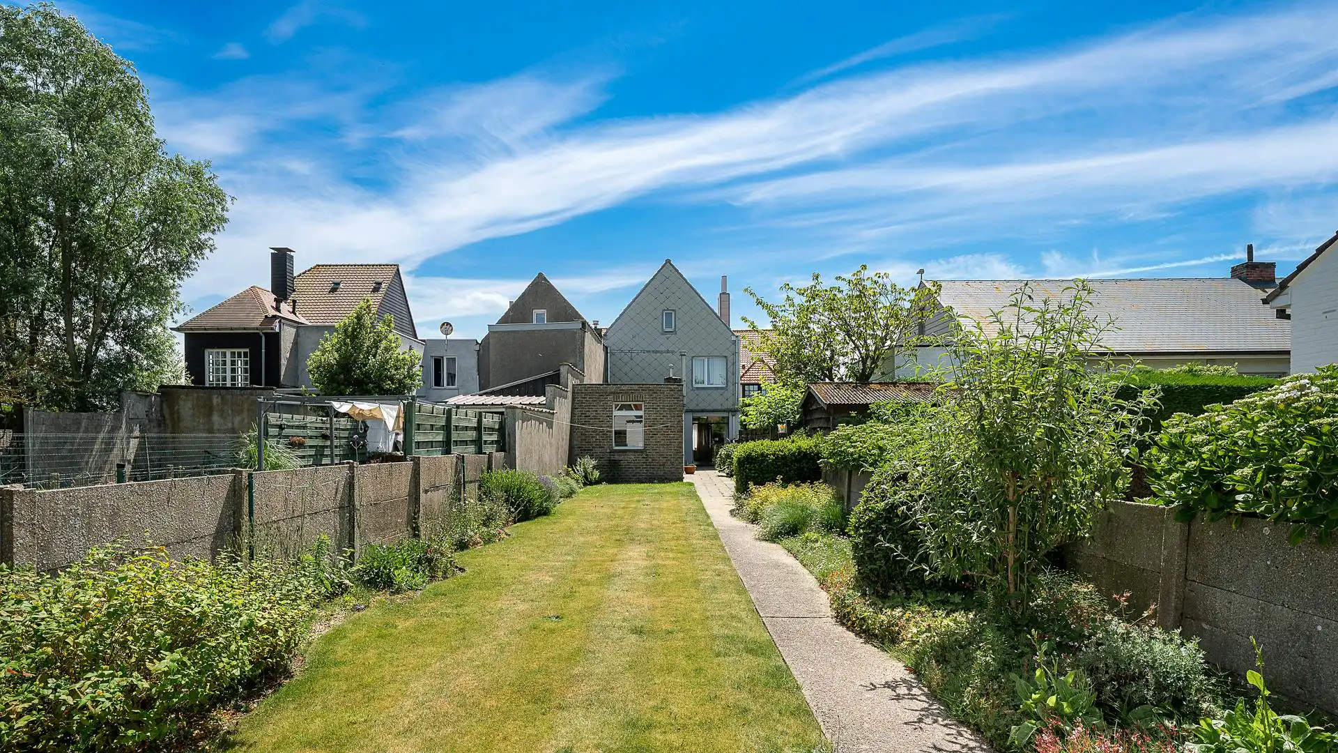 Huis met zonnige tuin en garage te koop nabij centrum Knokke foto 4