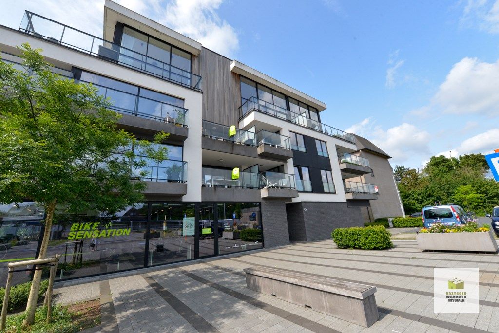 Energiezuinig 2-slpk appartement met 2 terrassen op het Stationsplein foto {{pictureIndex}}