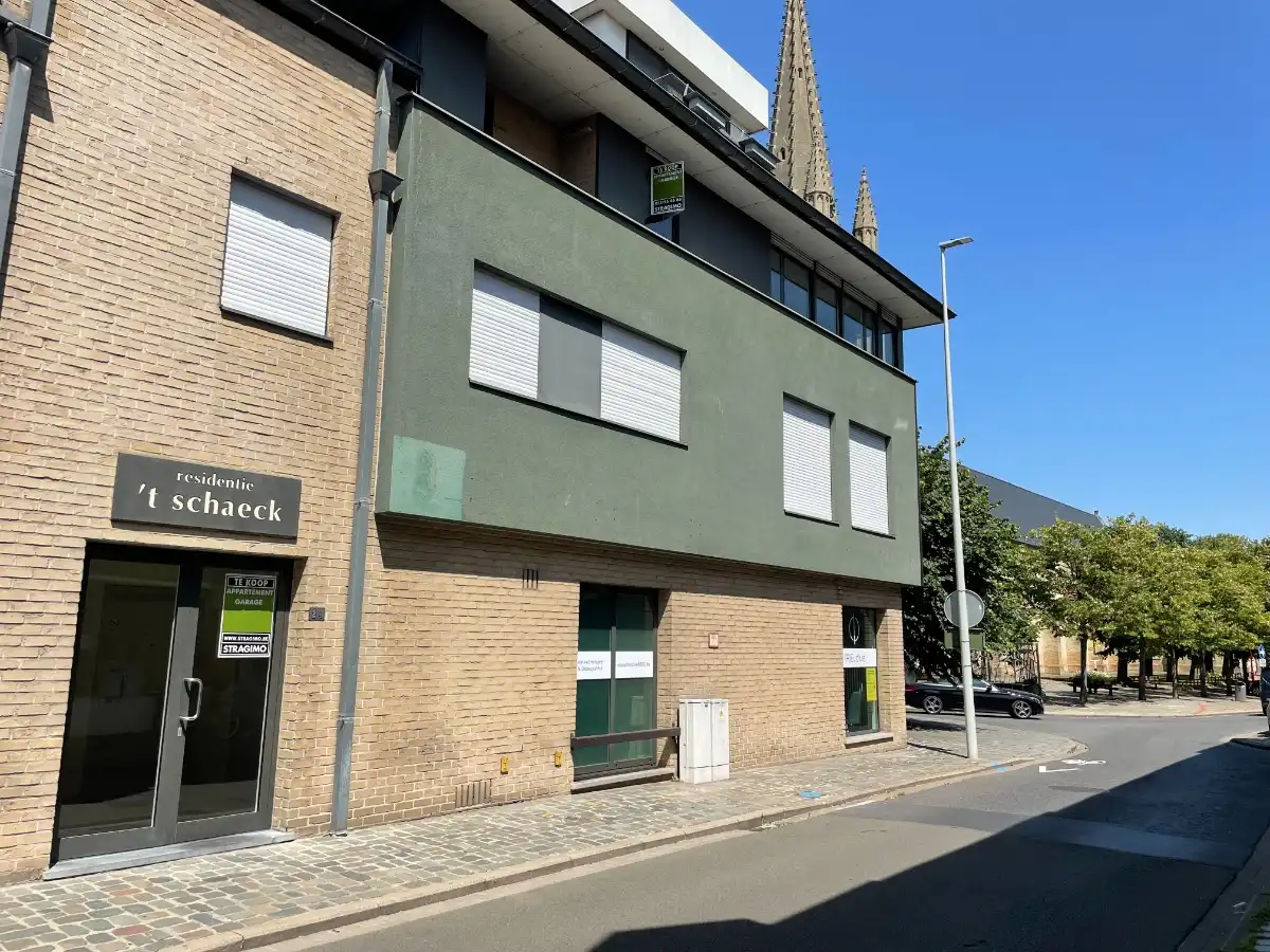 TWEE SLAAPKAMER HOEKAPPARTEMENT + GARAGE centrum Rumbeke foto 3