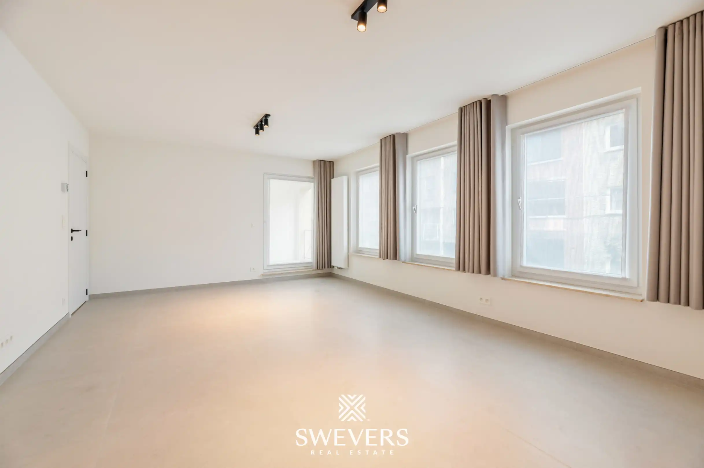 Recent gerenoveerd 2 slpk appartement met terras vlakbij centrum Hasselt foto 4