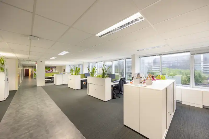 Kantoorruimte te huur foto 6