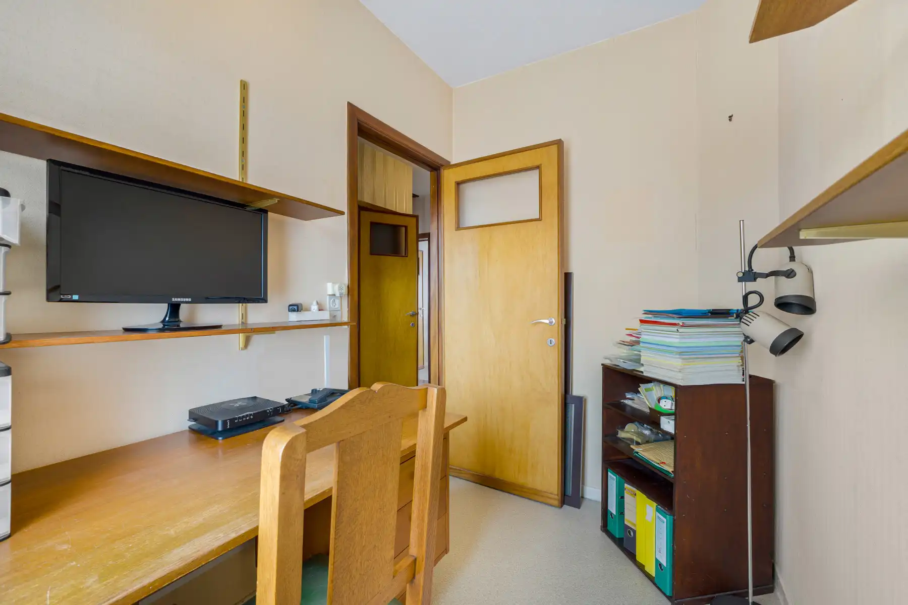 Goed onderhouden woning met garage en leuke tuin foto 19