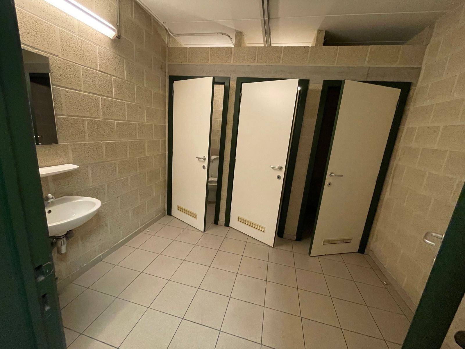 Bedrijfsvastgoed te huur foto 6