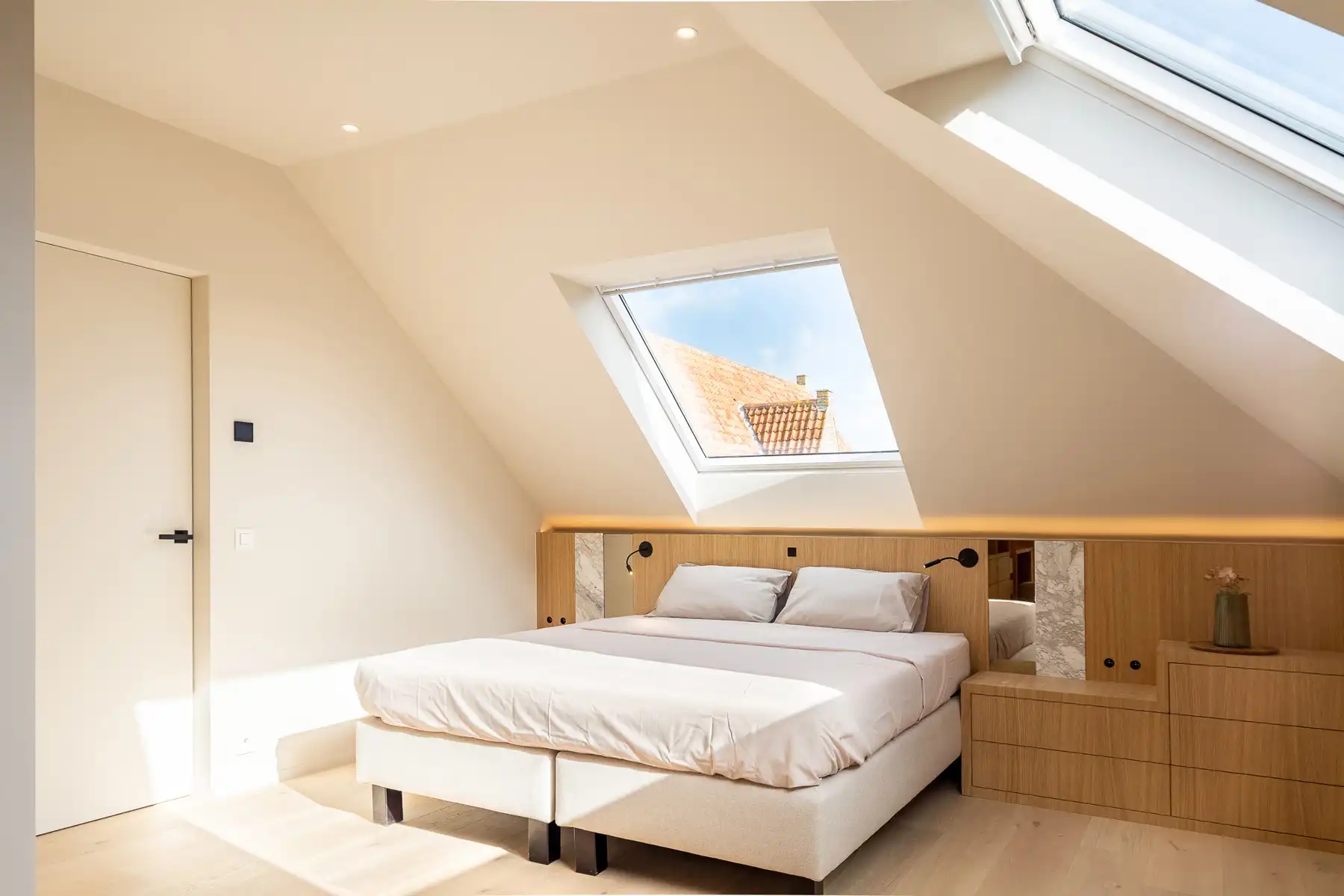 Smaakvol gerenoveerde alleenstaande woning foto 27