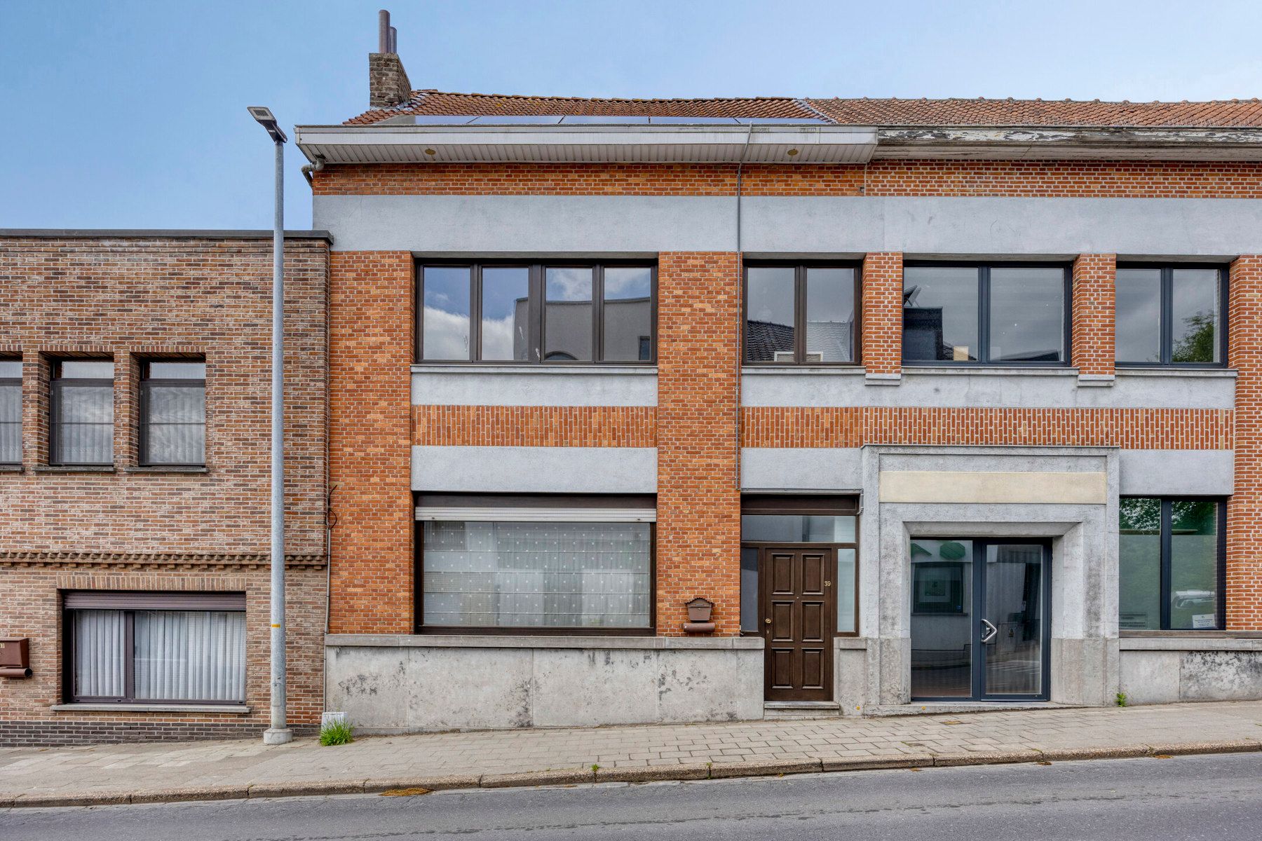 TOPPER: ruime instapklare woning met een enorm potentieel! foto 2