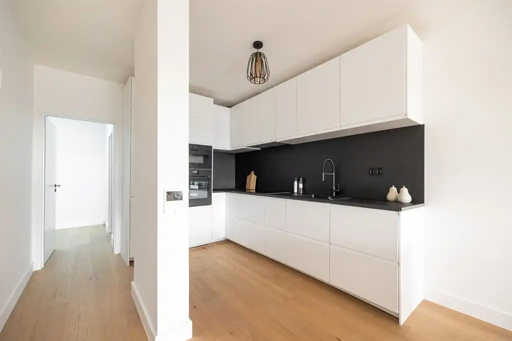 Kwalitatief gerenoveerd appartement met terras foto 8