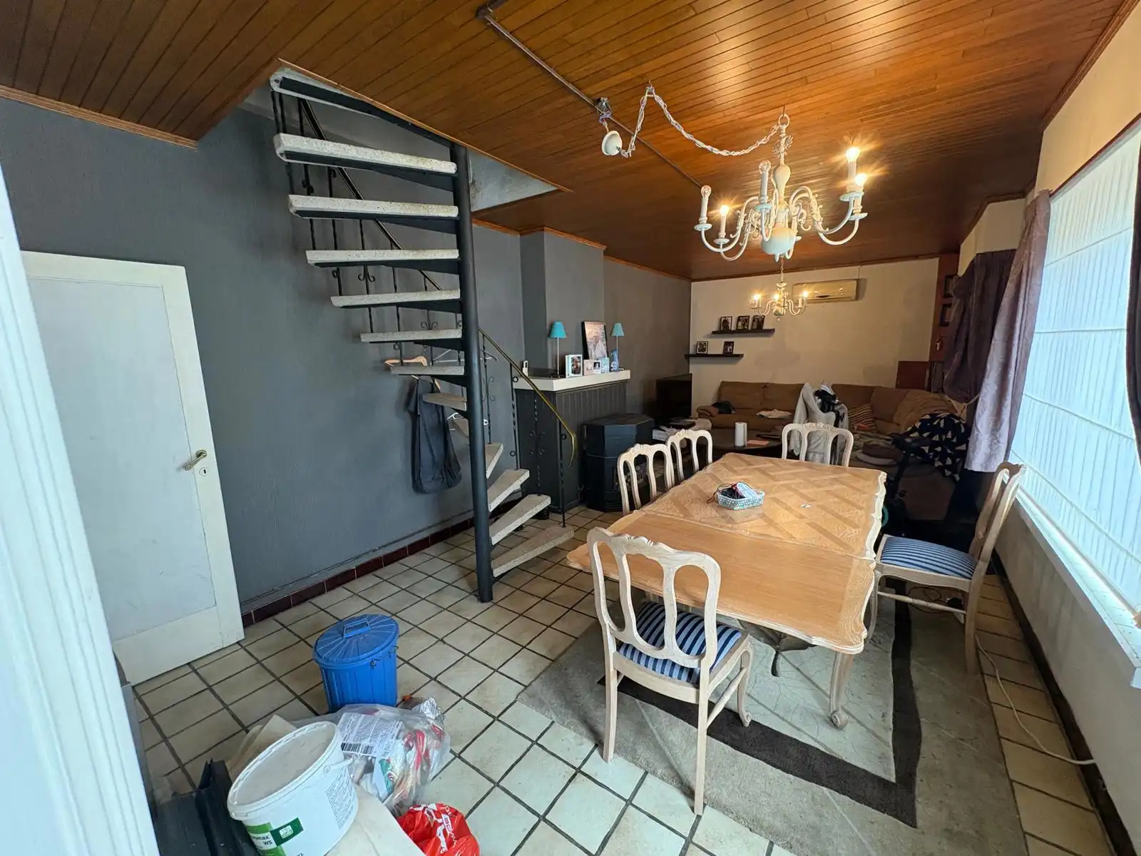 Te renoveren woning met uitbereidingsmogelijkheden foto 3