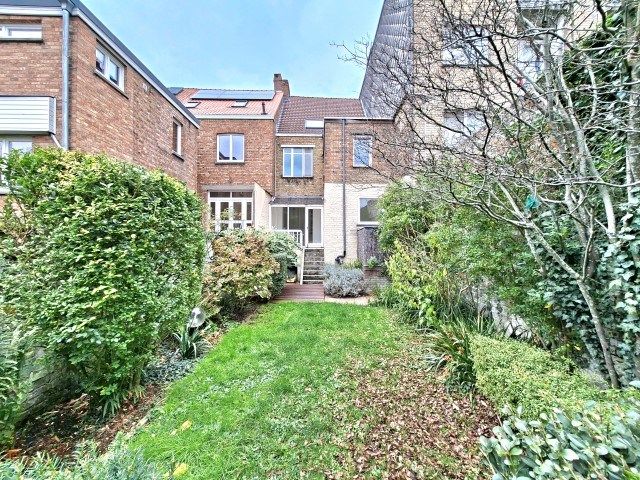 Statige burgerswoning foto 21