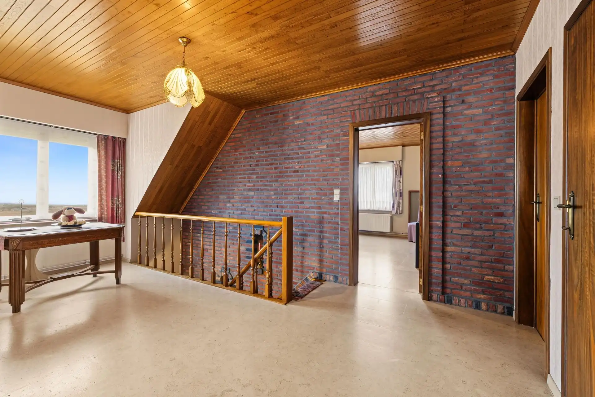 Ruim opgezette, landelijke woning mooie tuin op een perceel van ca. 3.028m² foto 16