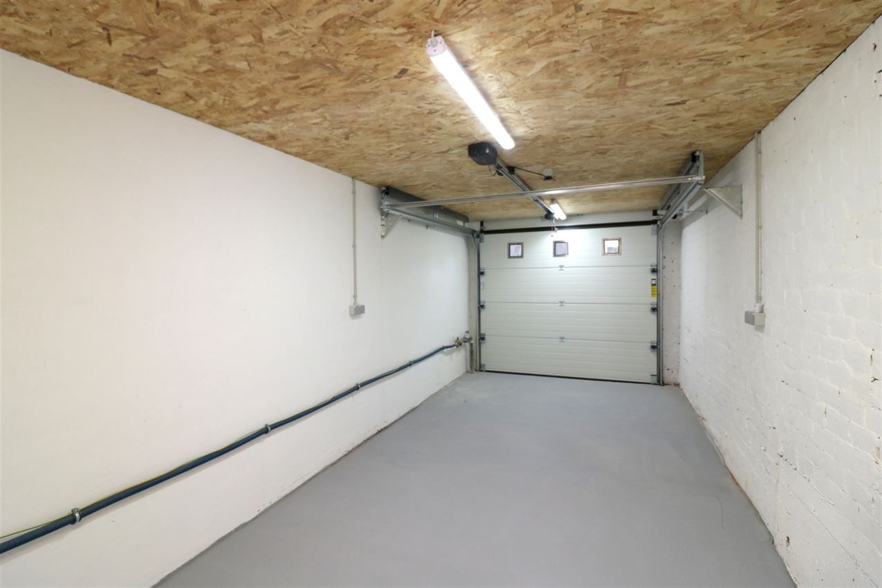 gerenoveerd, energiezuinig, inpandig Zgericht terras en garage foto 8