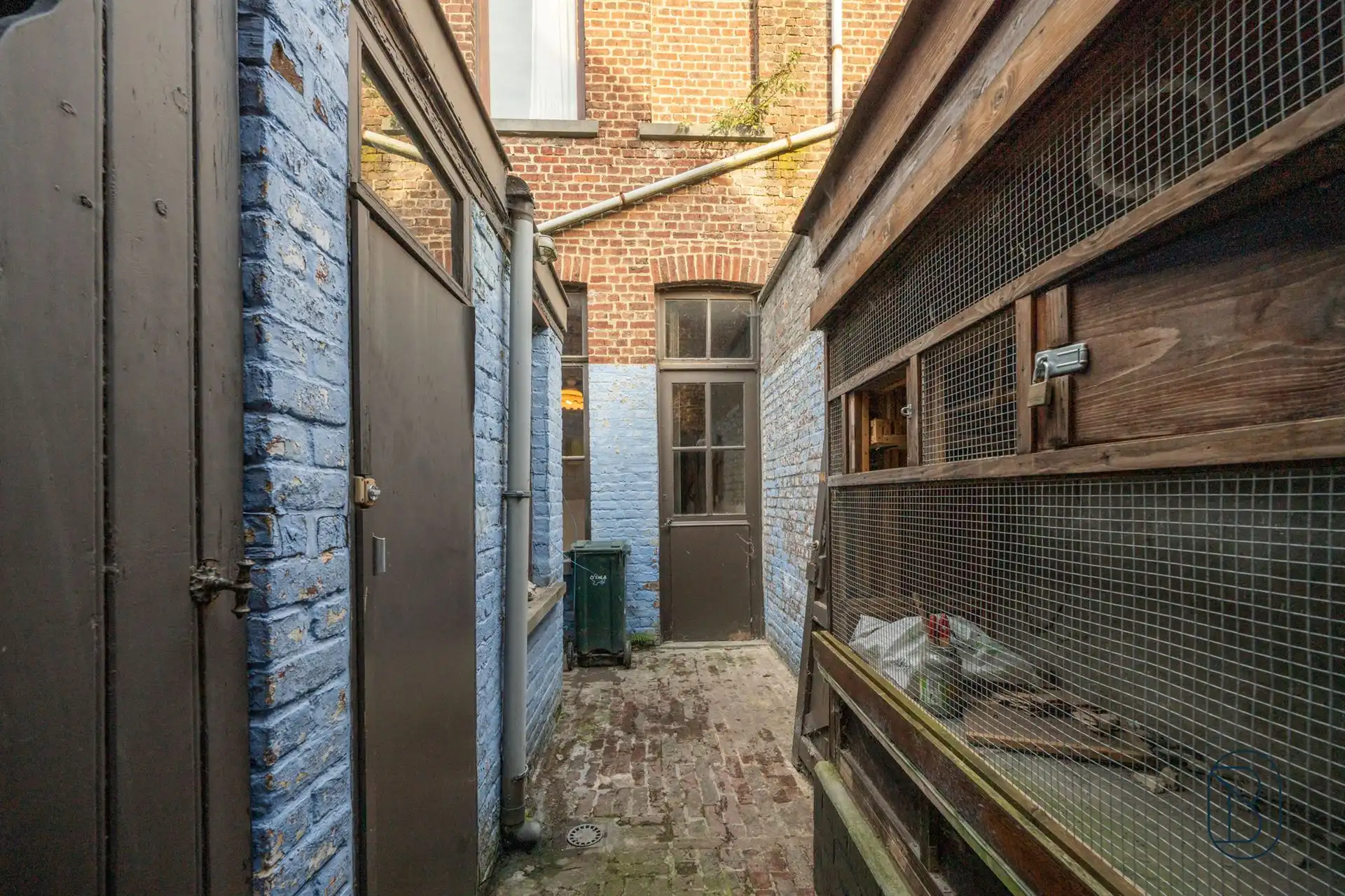 Te renoveren woning in het centrum van Ronse! foto 12
