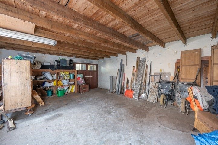 Opbrengsteigendom met 2 appartementen en garage/loods. foto 14