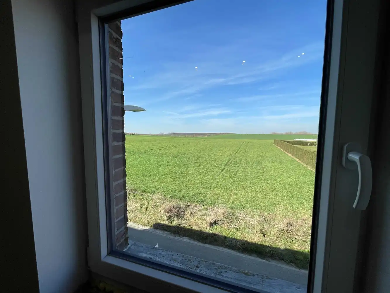Grotendeels gerenoveerde woning in het landelijke Jeuk foto 9