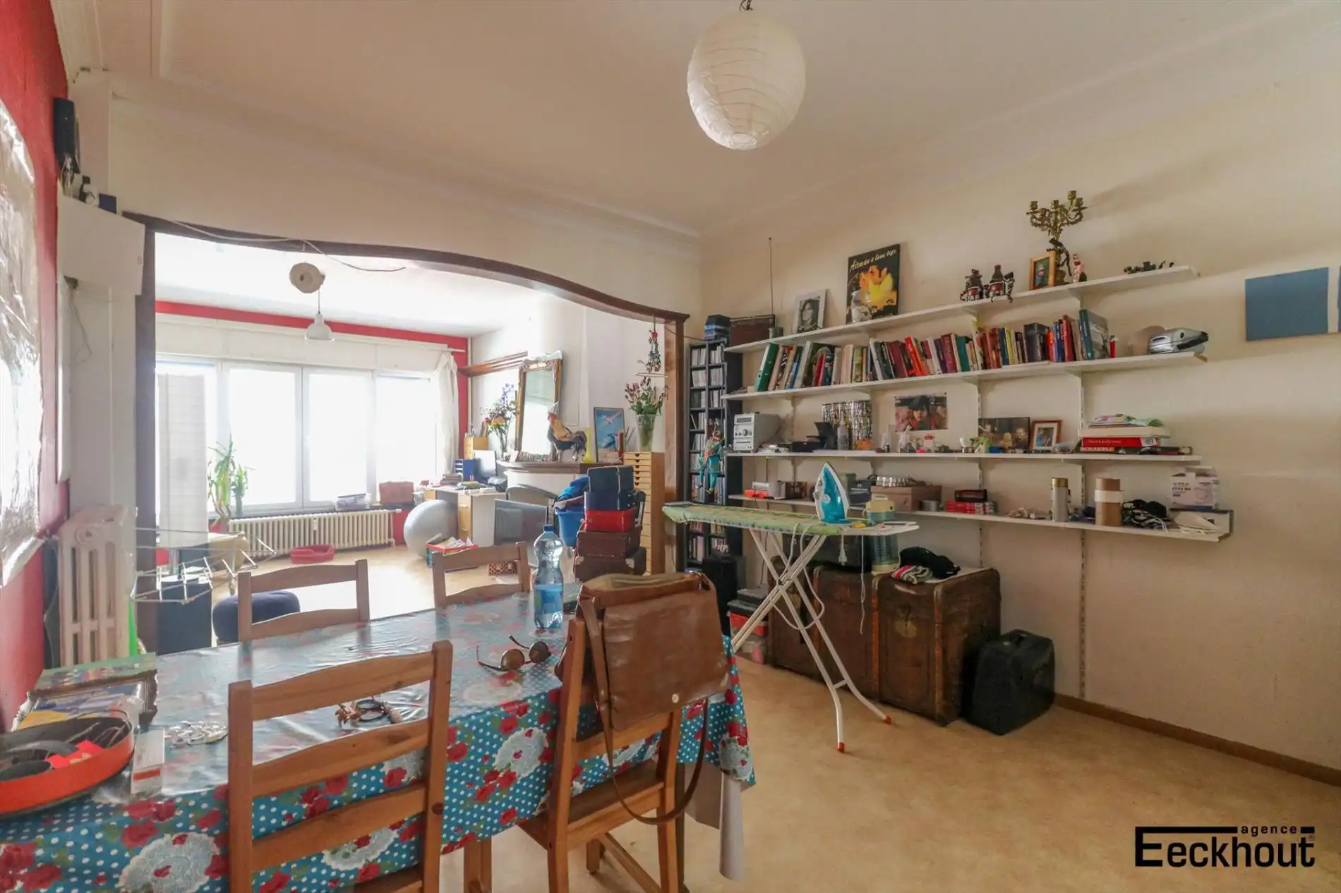 Gelijkvloersappartement met mooie zongerichte koer ! foto 4