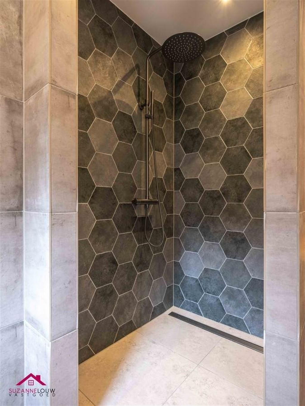 Gerenoveerde vrijstaande woning foto 23