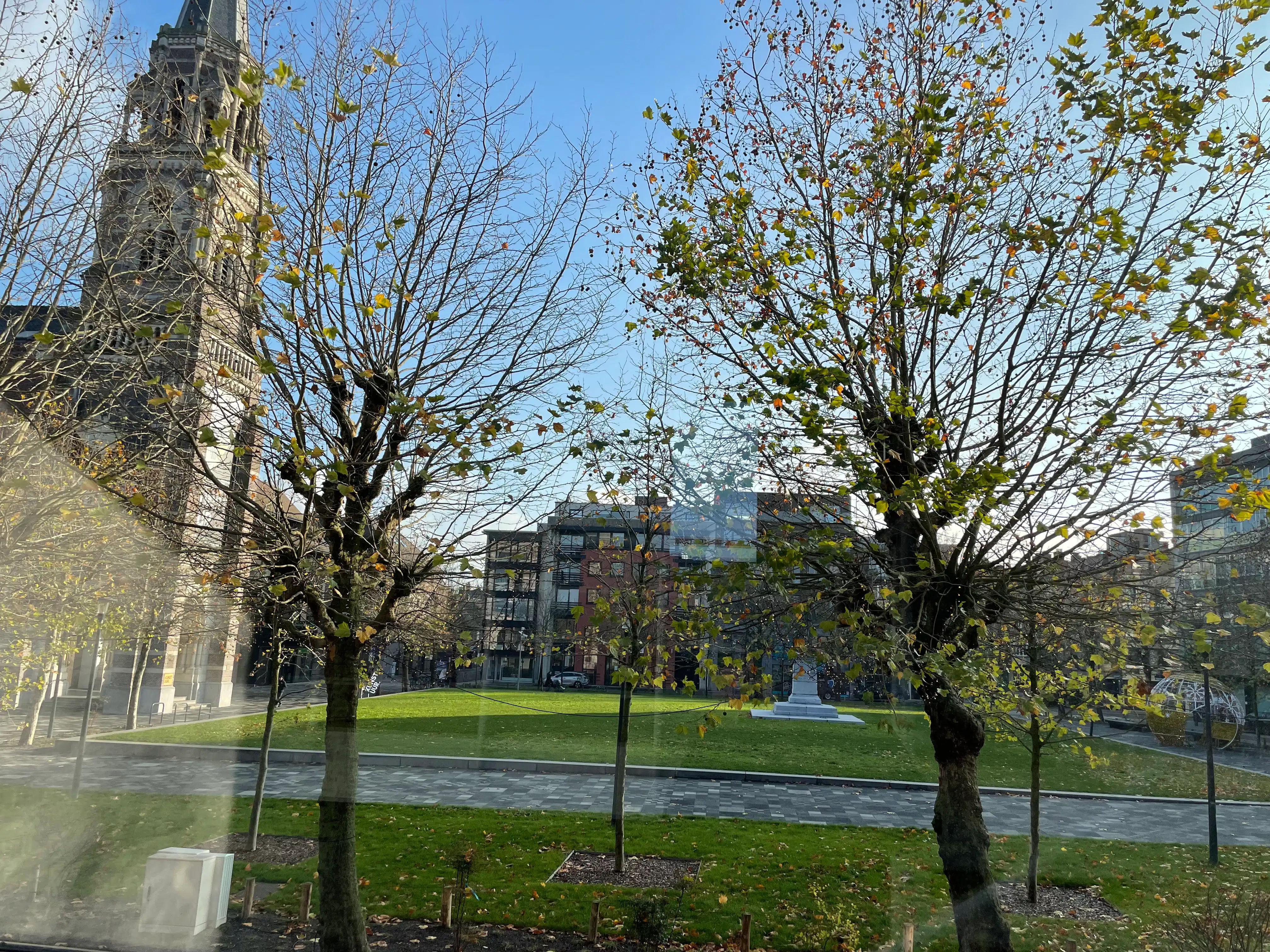 CENTRAAL GELEGEN HANDELSPÄND foto 5