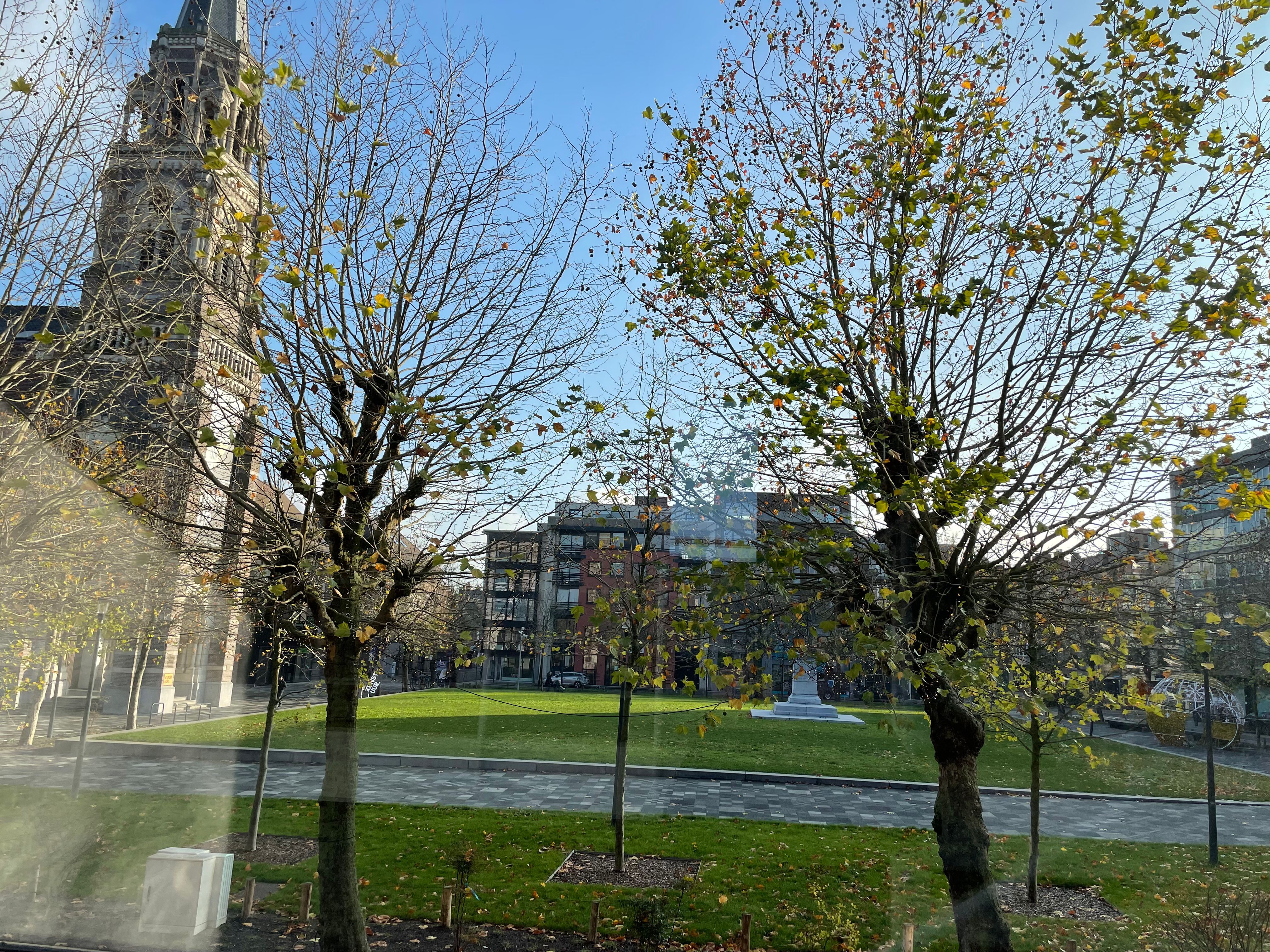 CENTRAAL GELEGEN HANDELSPÄND foto 5