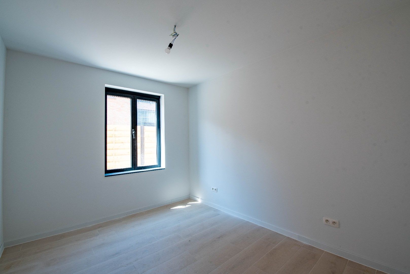 Modern BEN-appartement met groene tuin  foto 9