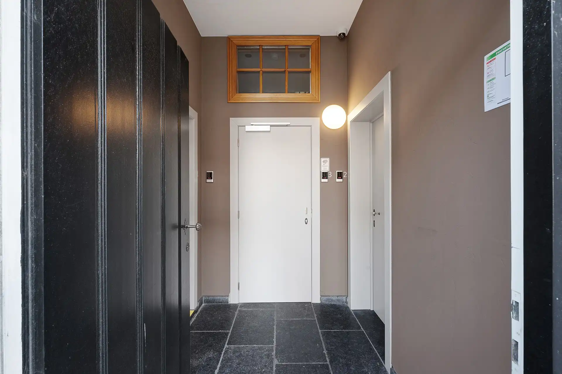 Historisch, uitzonderlijke woning met ongekend potentieel te Damme foto 2