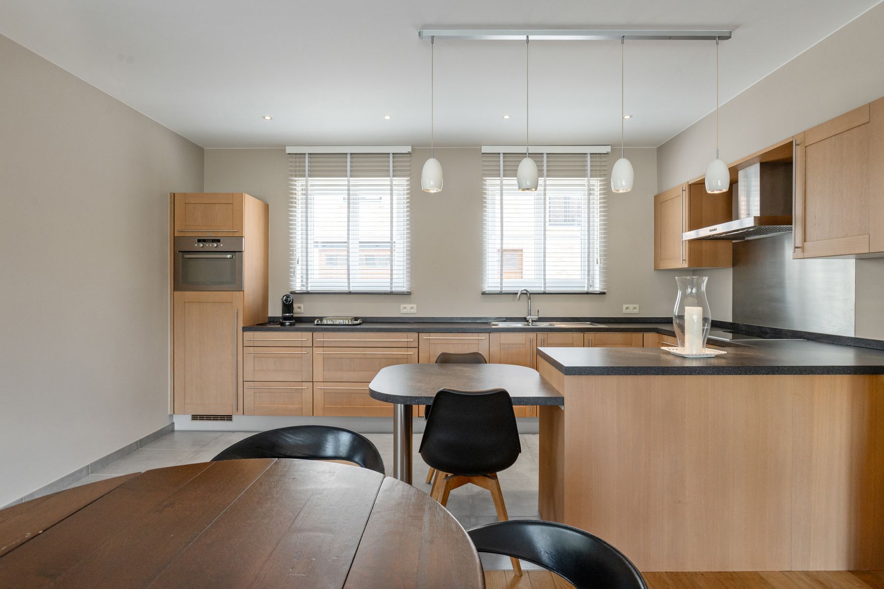 Luxueus  gelijkvloers appartement in centrum Schilde.  foto 6